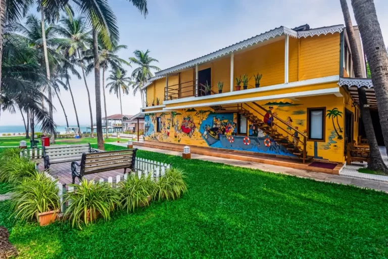 La Cabana beachfront resort in Ashwem, North Goa